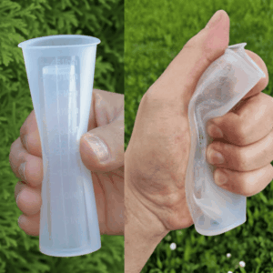 Silikon Regenmesser wie er gefaltet wird